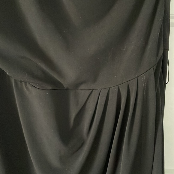 Michael Kors one shoulder black dress size 2. Barely worn - Picture 3 of 8